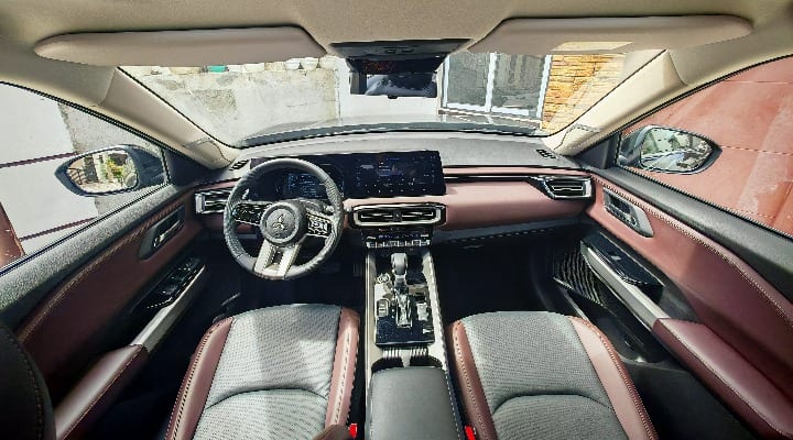 Mitsubishi Destinator